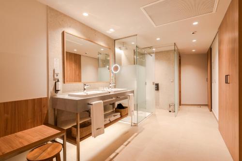 Habitación Doble con vistas al jardín del hotel Bancal. Foto 5