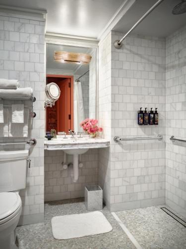 City King Accessible del hotel The Fifth Avenue. Foto 2