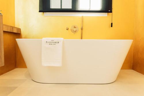 Suite del hotel Estefanía Boutique Suites. Foto 13
