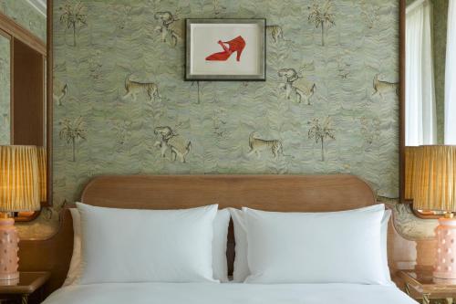 Suite Junior del hotel Broadwick Soho. Foto 2