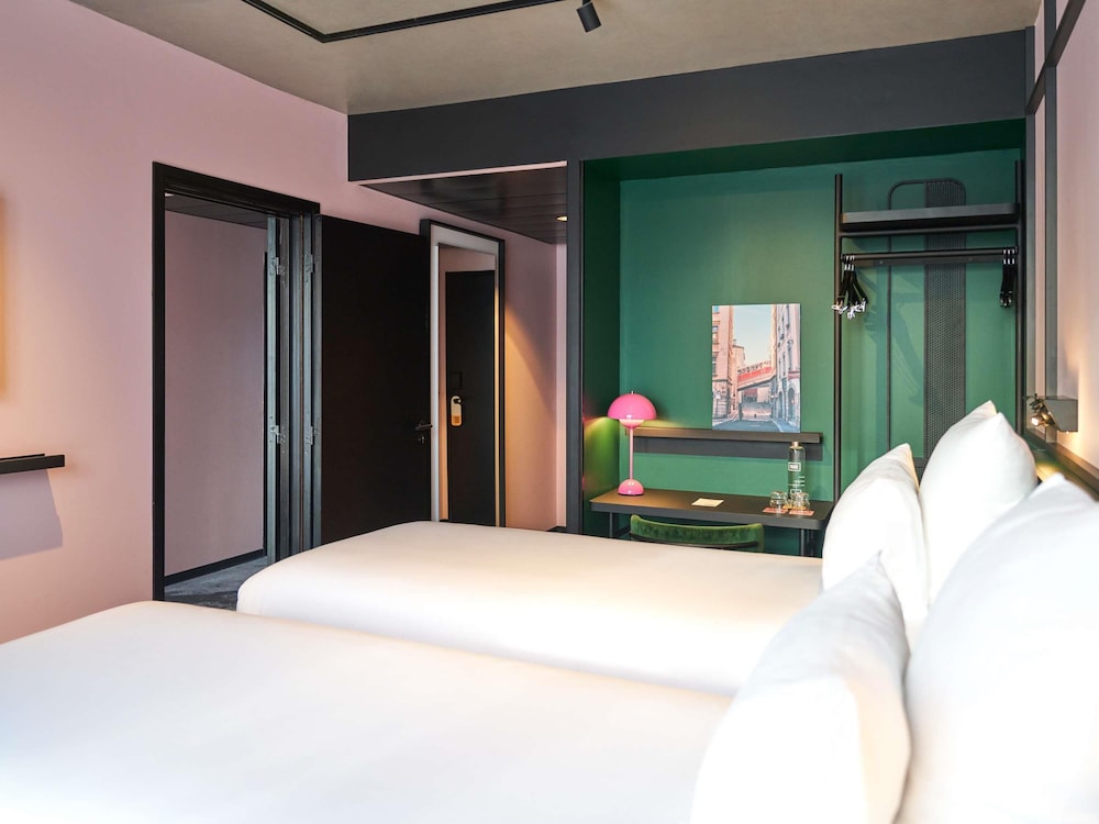 TRIBE COMFORT - 1 CAMA DOBLE - VISTA AL JARDÍN del hotel Tribe Lyon Croix Rousse. Foto 13