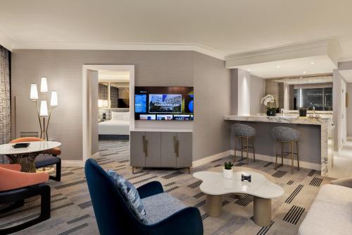 Suite Noble con excelente vista al Strip del hotel Fontainebleau Las Vegas. Foto 1