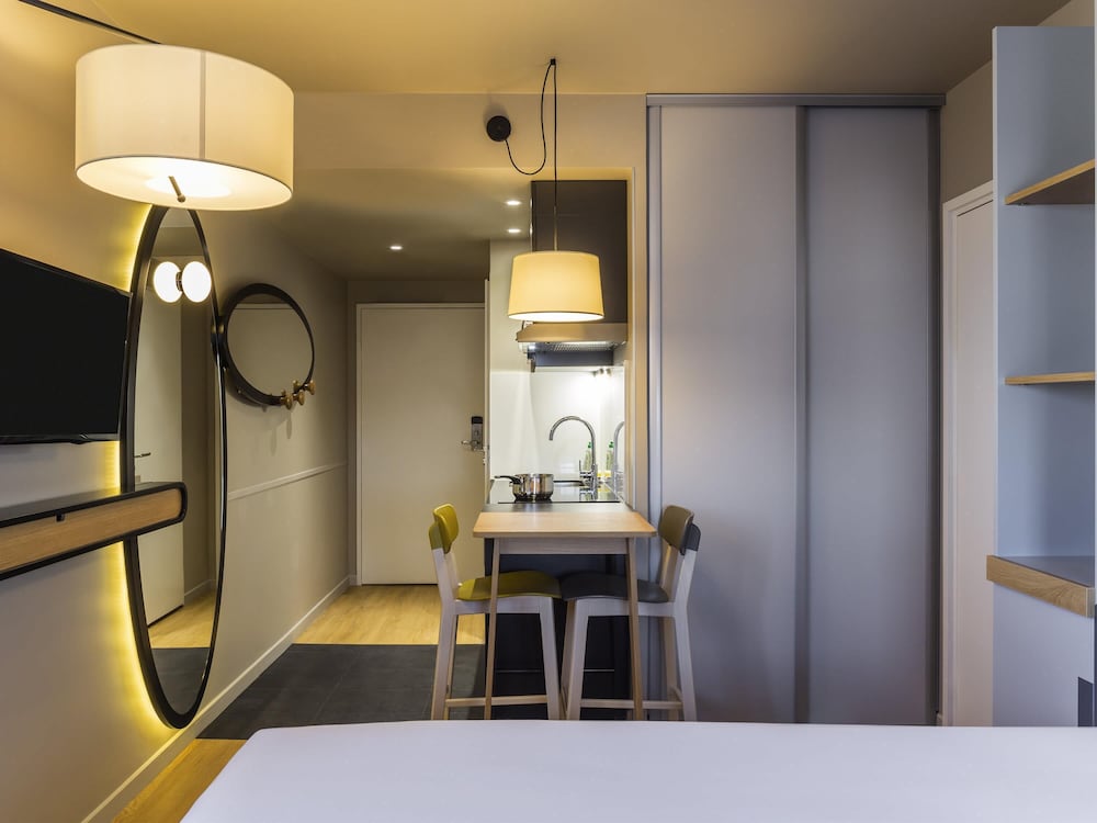 Estudio con cama doble del hotel Adagio Access Montpellier Centre. Foto 3