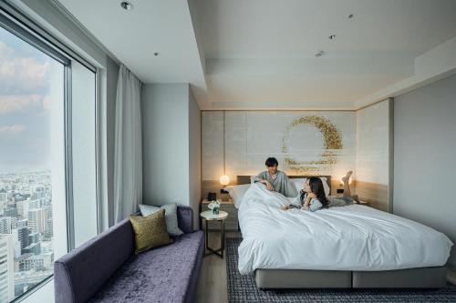Suite - Planta Club del hotel Centara Grand Osaka. Foto 7