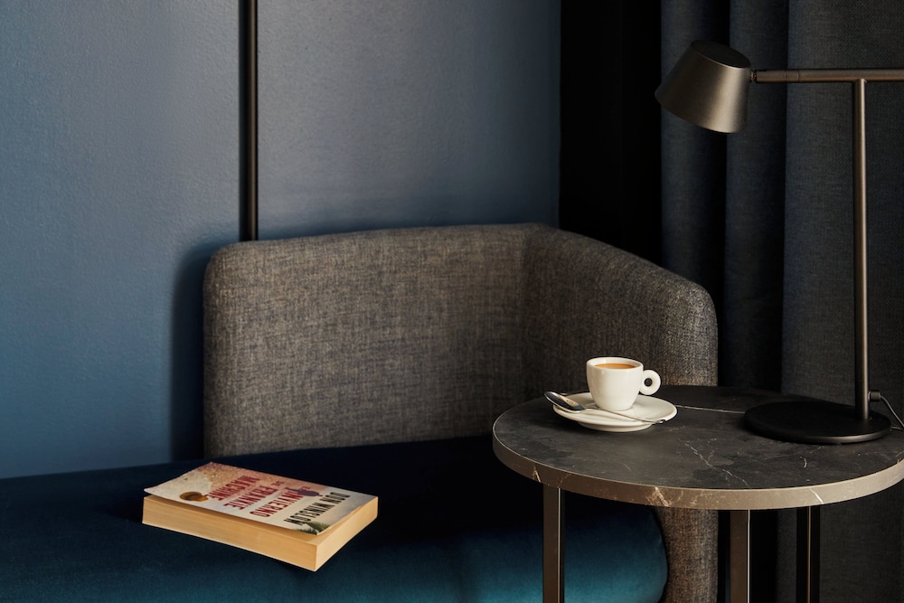 Habitación Premium, 1 cama de matrimonio grande del hotel Crowne Plaza Madrid - Centre Retiro. Foto 3