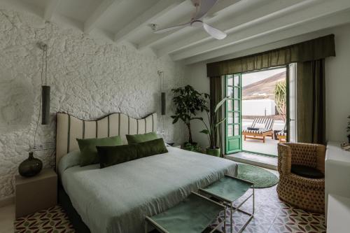 Habitación Doble Deluxe con balcón del hotel Cesar Lanzarote. Foto 3