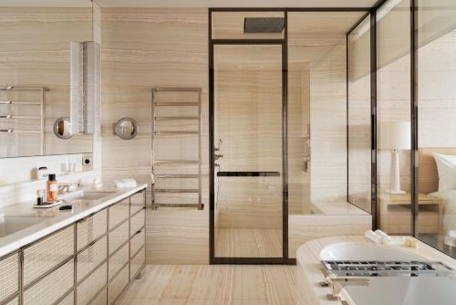 Suite Junior Sena del hotel Cheval Blanc Paris. Foto 4