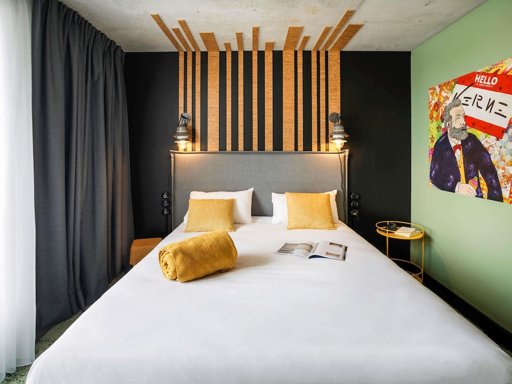 Habitación Estándar con cama doble del hotel ibis Styles Amiens Centre. Foto 10