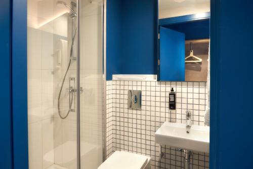Habitación Doble Estándar del hotel Ibis budget Vitoria Gasteiz. Foto 7
