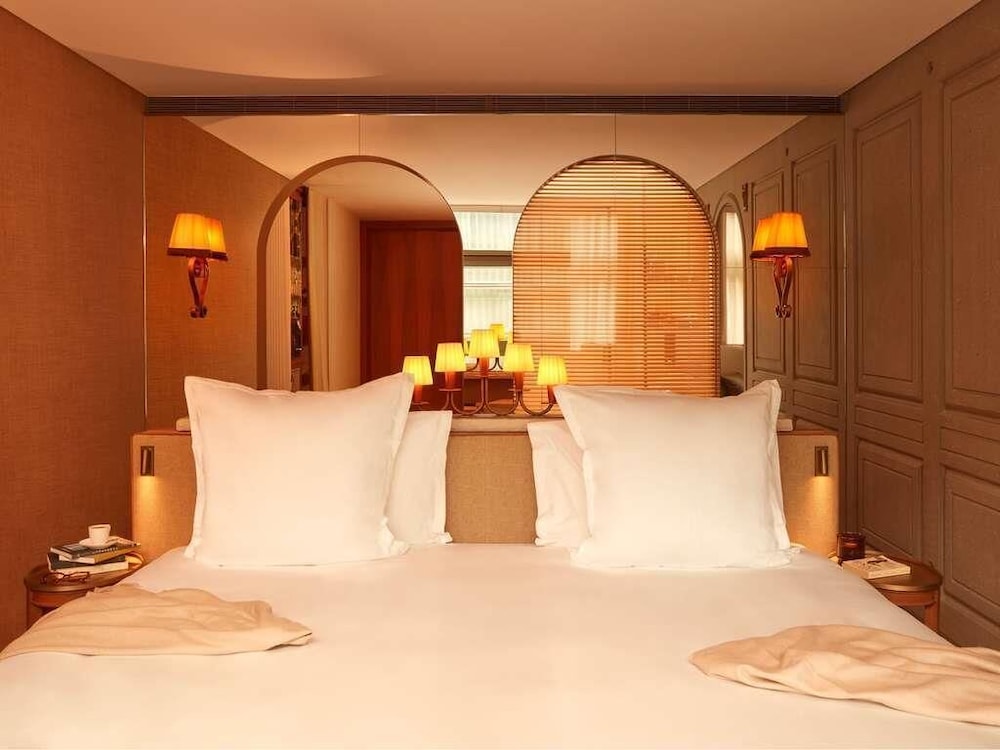 SIGNATURE COURTYARD KING del hotel Mondrian Bordeaux Les Carmes. Foto 7