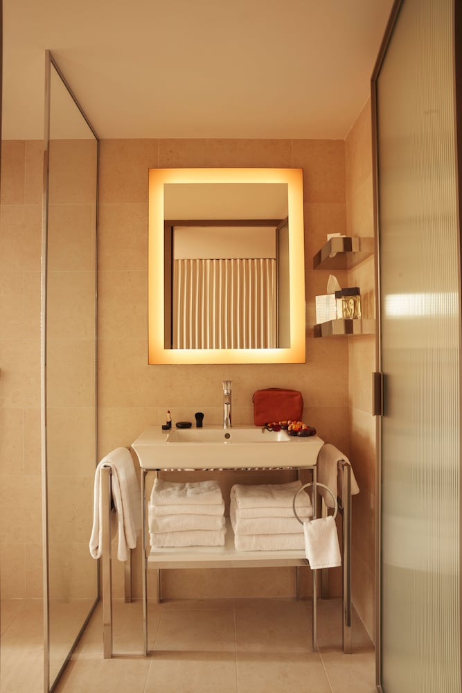 Executive King del hotel Mondrian Bordeaux Les Carmes. Foto 5