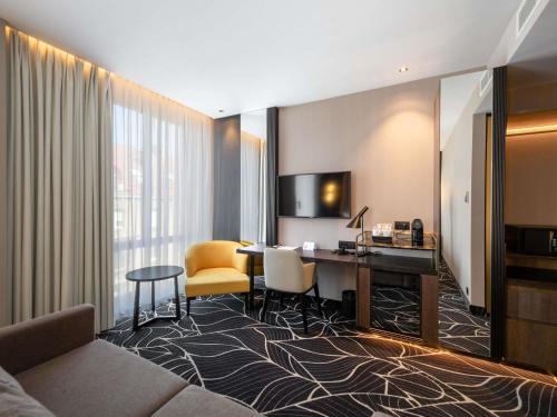 Habitación Deluxe con 1 cama doble del hotel Mövenpick Tallinn. Foto 4