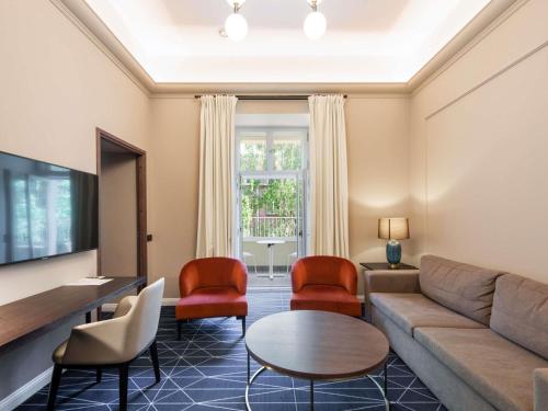 Superior Suite with One Double Bed and Balcony del hotel Mövenpick Tallinn. Foto 4
