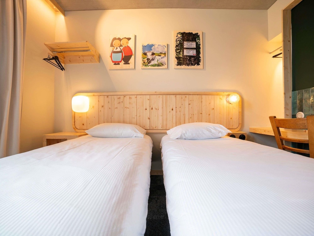 Habitación Pop con 2 camas individuales del hotel Greet Cernay Mulhouse. Foto 9