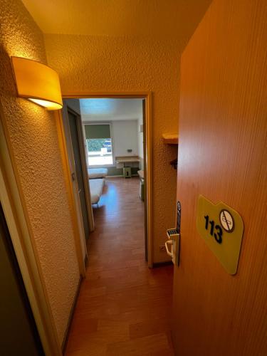 Habitación Familiar del hotel ibis budget Marseille Est Porte d'Aubagne. Foto 12