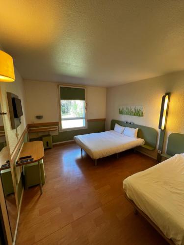 Habitación Familiar del hotel ibis budget Marseille Est Porte d'Aubagne. Foto 18