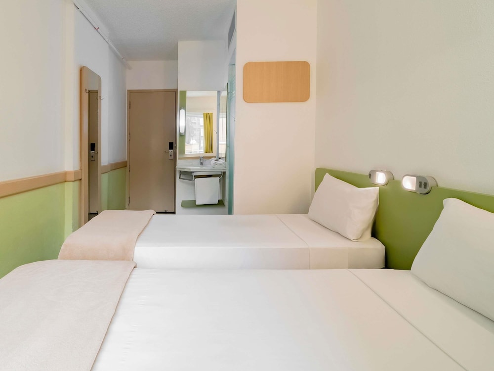 Habitación estándar, 2 camas individuales del hotel ibis budget Sao Paulo Paraiso. Foto 4