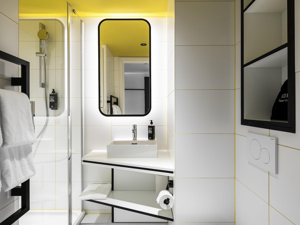 Estudio 2 Camas individuales 1 Cama doble del hotel Adagio Access Gent Centrum Dampoort. Foto 2