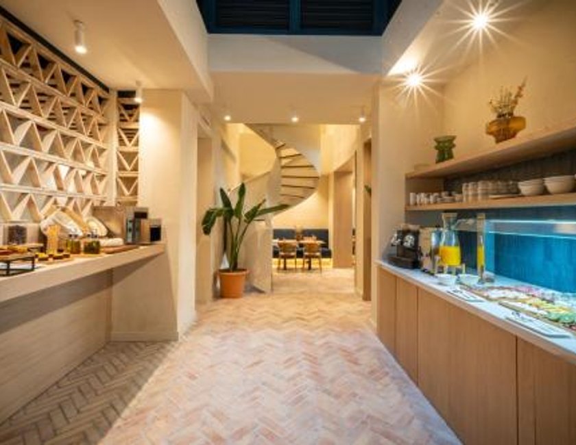 Suite con terraza del hotel Ocean Drive Sevilla. Foto 16
