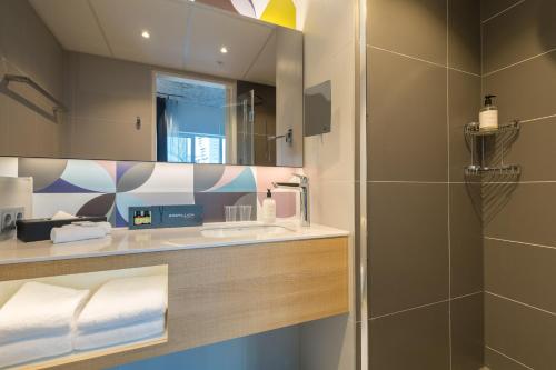 Habitación Doble Confort - 2 camas del hotel Postillion Hotel WTC Rotterdam. Foto 1