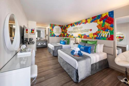 Habitación Signature con 2 camas grandes - No fumadores del hotel Magic Moment Resort and Kids Club. Foto 1