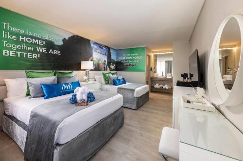 Habitación Signature con 2 camas grandes - No fumadores del hotel Magic Moment Resort and Kids Club. Foto 8