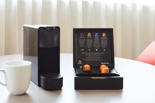 Estudio Doble con 2 camas individuales del hotel Adagio London Sutton Point. Foto 7