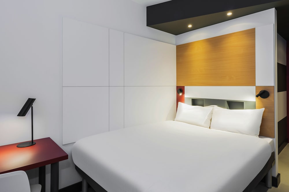 Habitación Clásica con 1 cama doble del hotel ibis budget Knokke. Foto 1
