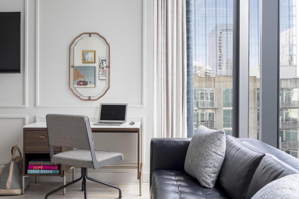 Estudio King con Vistas a Broadway del hotel Hyatt Centric Downtown Nashville. Foto 2