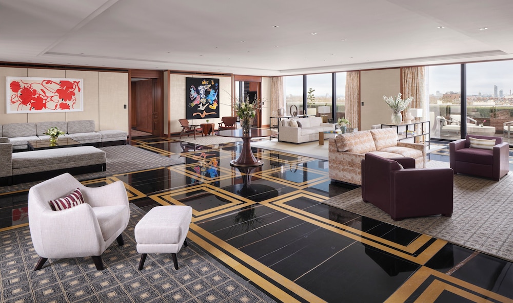 Suite Grand, 1 cama de matrimonio grande, terraza del hotel The Peninsula London