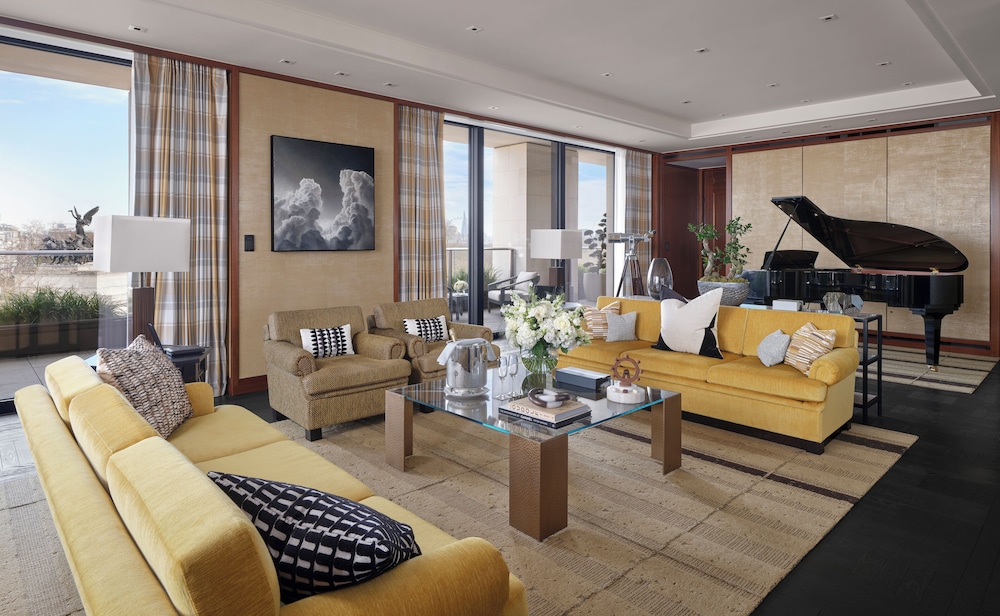 Suite, varias camas (The Peninsula Suite) del hotel The Peninsula London. Foto 8