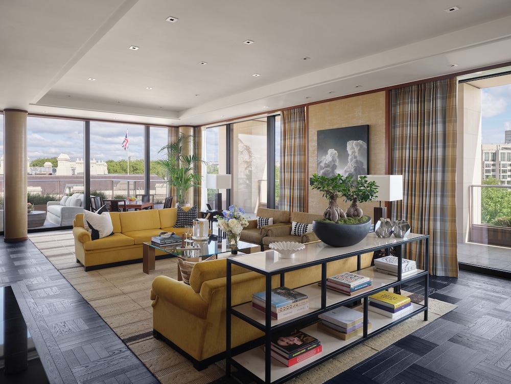 Suite, varias camas (The Peninsula Suite) del hotel The Peninsula London. Foto 13