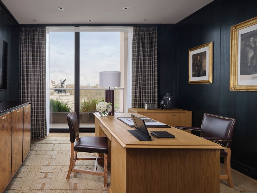 Suite, varias camas (The Peninsula Suite) del hotel The Peninsula London. Foto 15