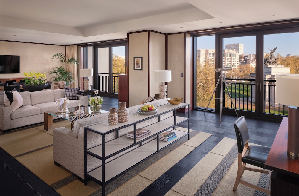 Suite, 1 cama de matrimonio grande (The Arch Suite) del hotel The Peninsula London. Foto 4
