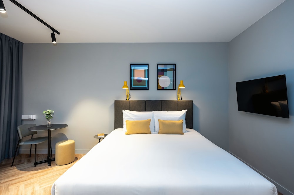 Estudio, accesible para personas con discapacidad del hotel Staycity Paris La Defense. Foto 5