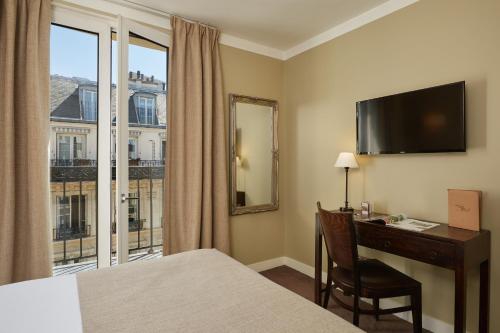 Dos habitaciones adyacentes del hotel De Sèvres. Foto 1