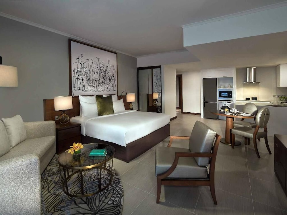 Estudio, 1 cama king size, vistas al arroyo del hotel Pullman Dubai Creek City Centre Residences. Foto 5