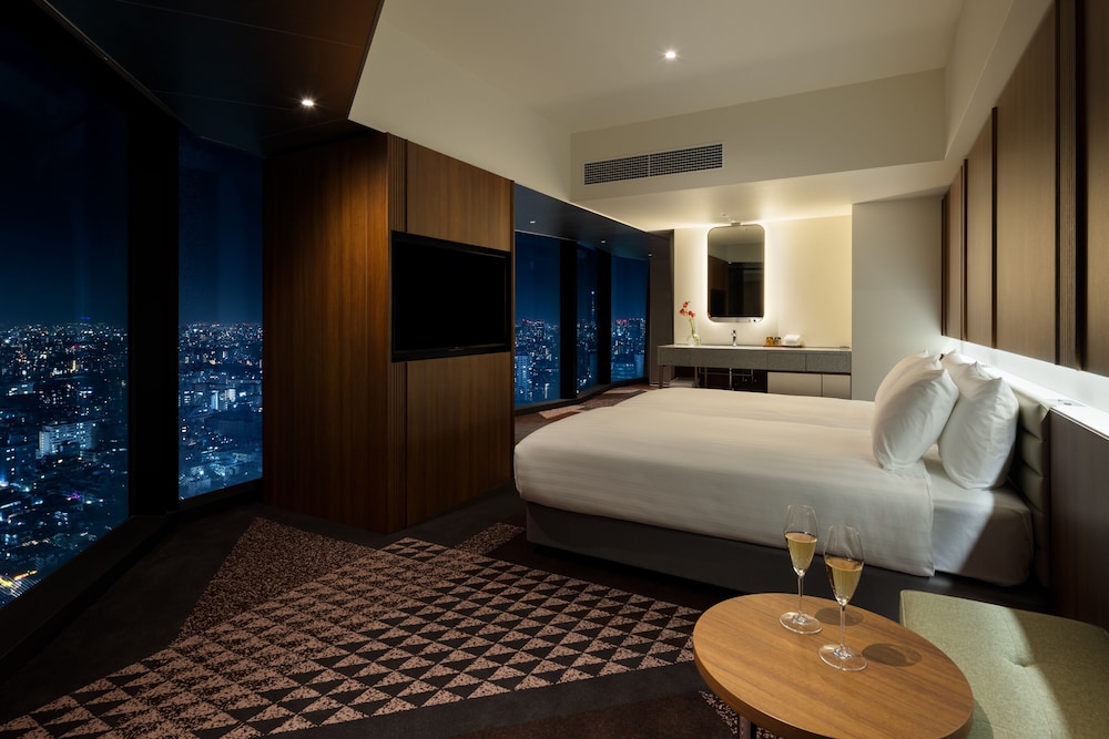 Habitación Ejecutiva con Dos Camas Individuales del hotel GROOVE SHINJUKU, A PARKROYAL Hotel. Foto 1
