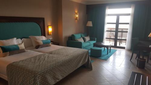 Habitación Doble con vistas al campo de golf - 1 o 2 camas del hotel Oasis Saidia Palace and Blue Pearl