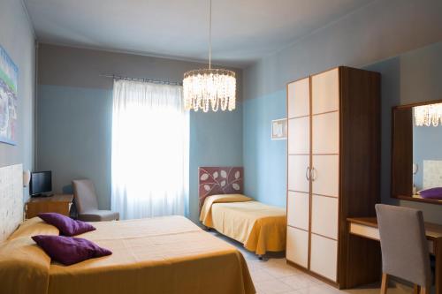 Habitación Triple del hotel Panorama. Foto 16