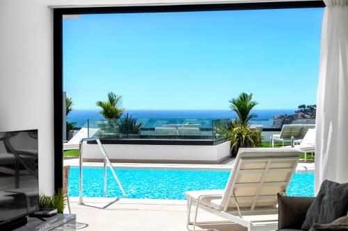 Apartamento con vistas a la piscina del hotel Palmera Sea View. Foto 3