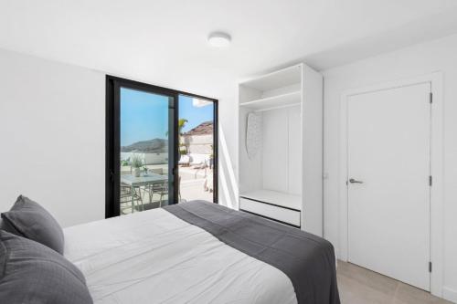 Apartamento con vistas a la piscina del hotel Palmera Sea View. Foto 19