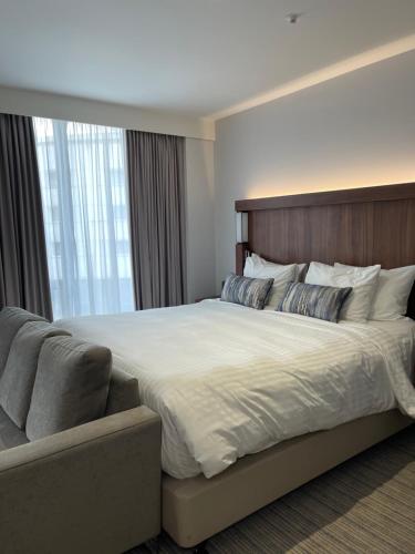 Habitación Doble Superior - 2 camas del hotel Courtyard by Marriott London Heathrow Airport. Foto 3