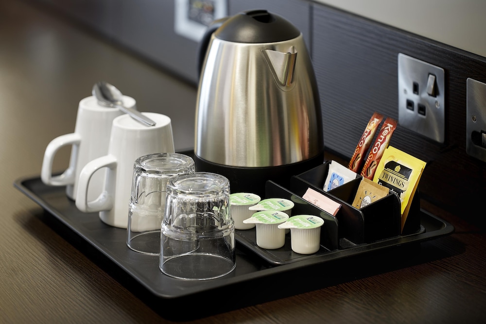 Habitación estándar doble del hotel Premier Inn London Hendon - The Hyde. Foto 3