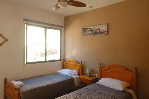 Habitación Doble - 2 camas del hotel La Palma Hostel - Pensión Central. Foto 6