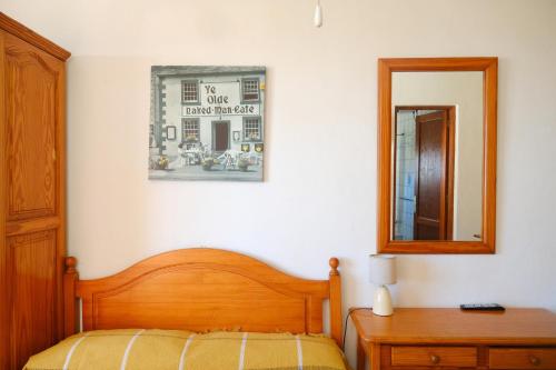 Estudio con terraza del hotel La Palma Hostel - Pensión Central. Foto 3