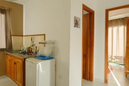 Apartamento de 1 dormitorio con balcón del hotel La Palma Hostel - Pensión Central. Foto 13