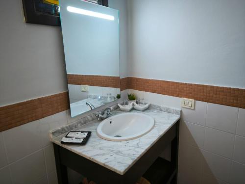 Suite con terraza del hotel La Raya 1866. Foto 3