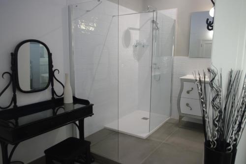 Suite con terraza del hotel Magma Rooms. Foto 6