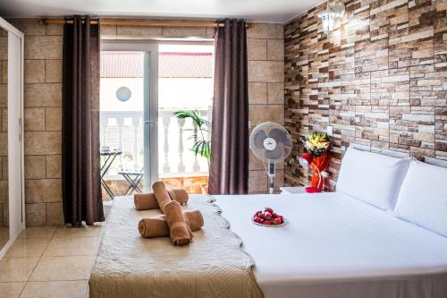 Habitación Doble con balcón del hotel Poseidón. Foto 9